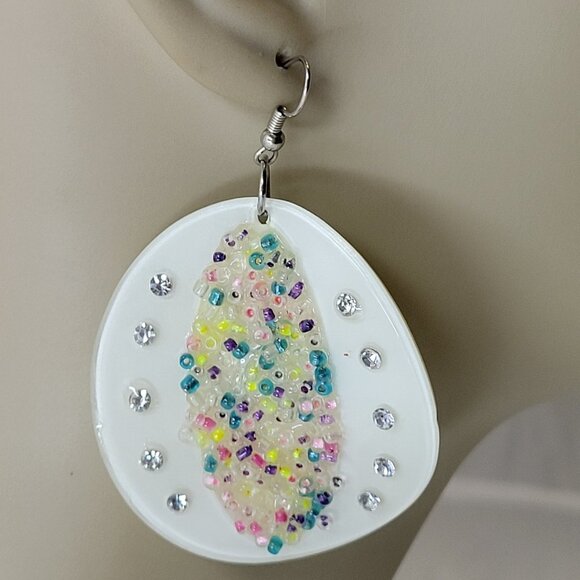 Creamy White Large Earrings with multicolored Beads and Crystal Fashion Stones - Picture 14 of 14